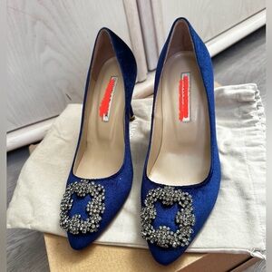Classic Manolo Elegant Royal Blue Heels with Crystal Embellishment